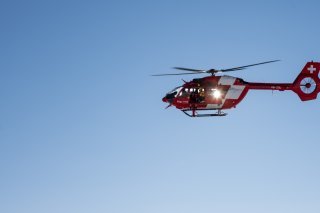 Un hélicoptère de la Rega est intervenu de nuit (Image prétexte).